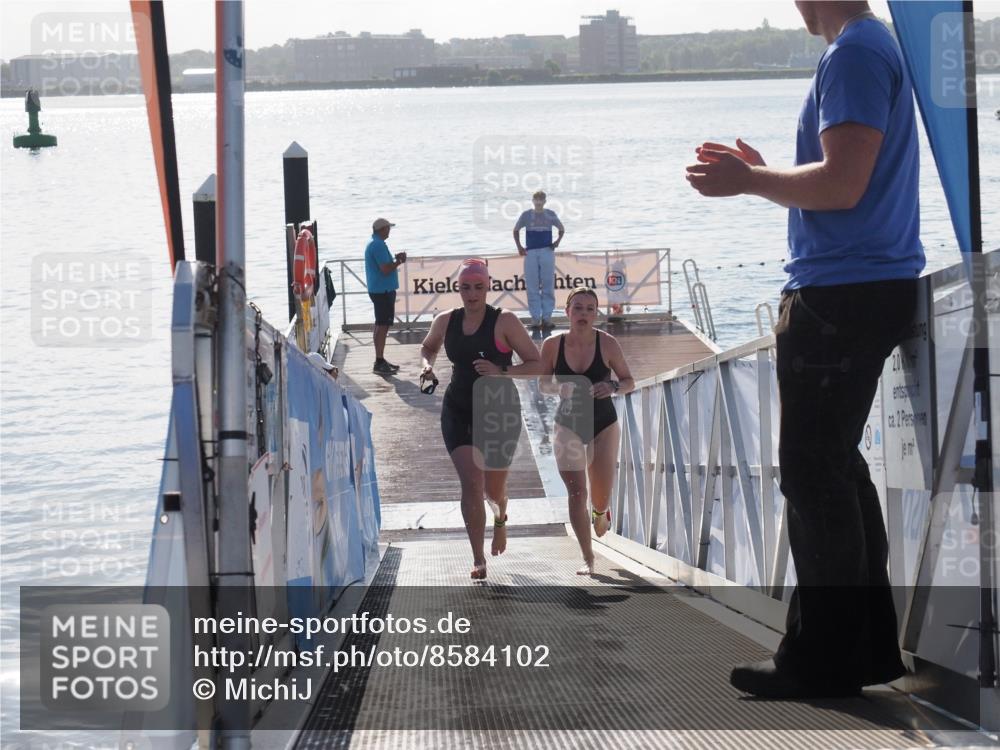 17.08.2025 - KN Förde Triathlon 2025 MichiJ http://msf.ph/oto/8584102 17.08.2025 09:22:14 Schwimmen 210, 212, 213, 215, 224, 242, 111, 208, 213, 224 meine-sportfotos.de