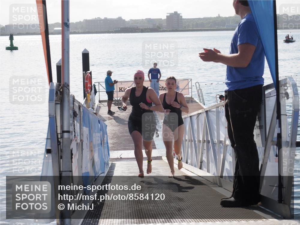 17.08.2025 - KN Förde Triathlon 2025 MichiJ http://msf.ph/oto/8584120 17.08.2025 09:22:14 Schwimmen 210, 212, 213, 215, 224, 242, 111, 208, 213, 224 meine-sportfotos.de