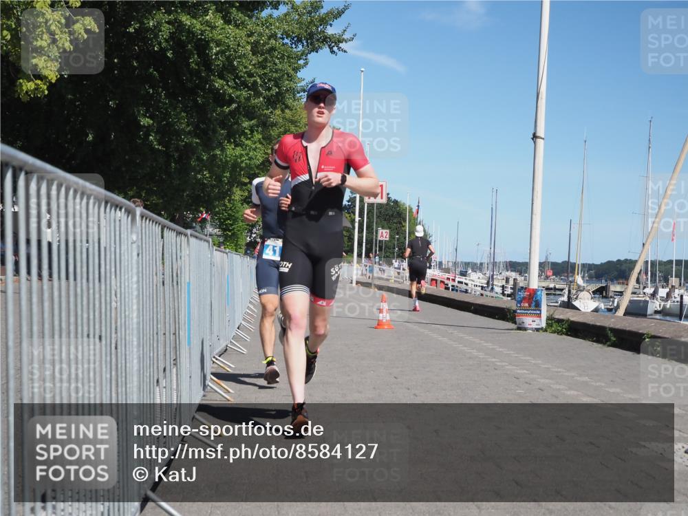 17.08.2025 - KN Förde Triathlon 2025 KatJ http://msf.ph/oto/8584127 17.08.2025 13:25:40 Laufen 413, 466 meine-sportfotos.de