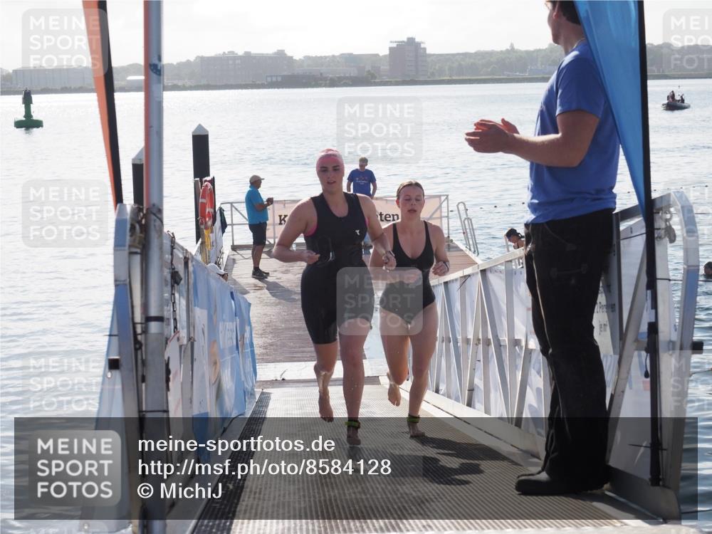 17.08.2025 - KN Förde Triathlon 2025 MichiJ http://msf.ph/oto/8584128 17.08.2025 09:22:15 Schwimmen 210, 213, 215, 224, 242, 111, 208, 213, 224 meine-sportfotos.de