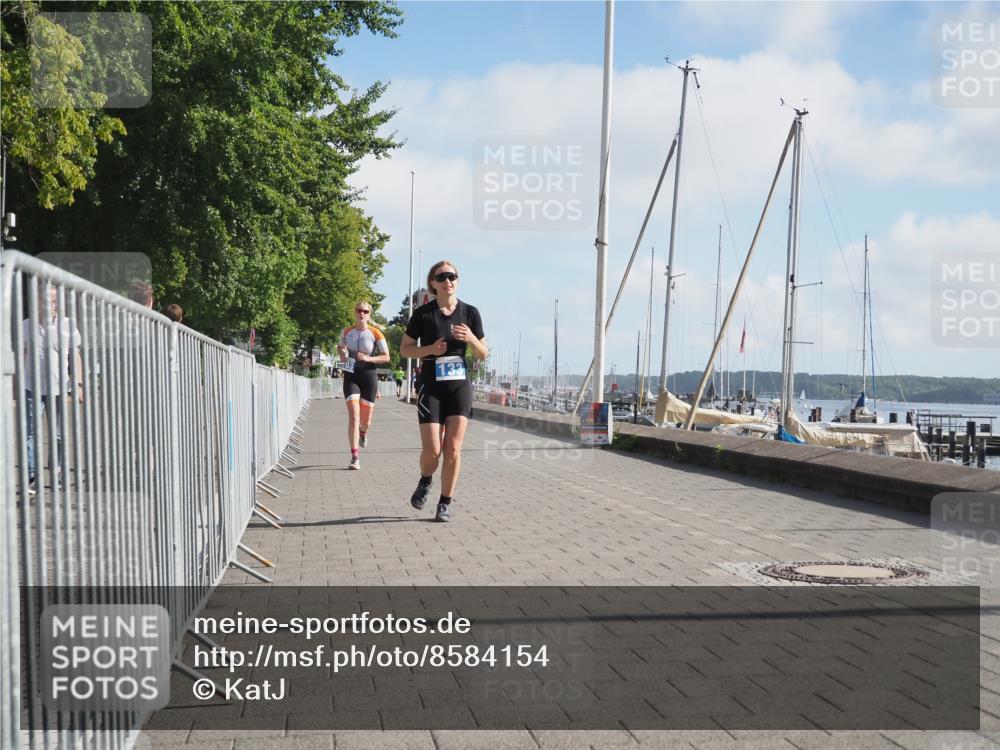 17.08.2025 - KN Förde Triathlon 2025 KatJ http://msf.ph/oto/8584154 17.08.2025 10:08:35 Laufen 103, 133 meine-sportfotos.de