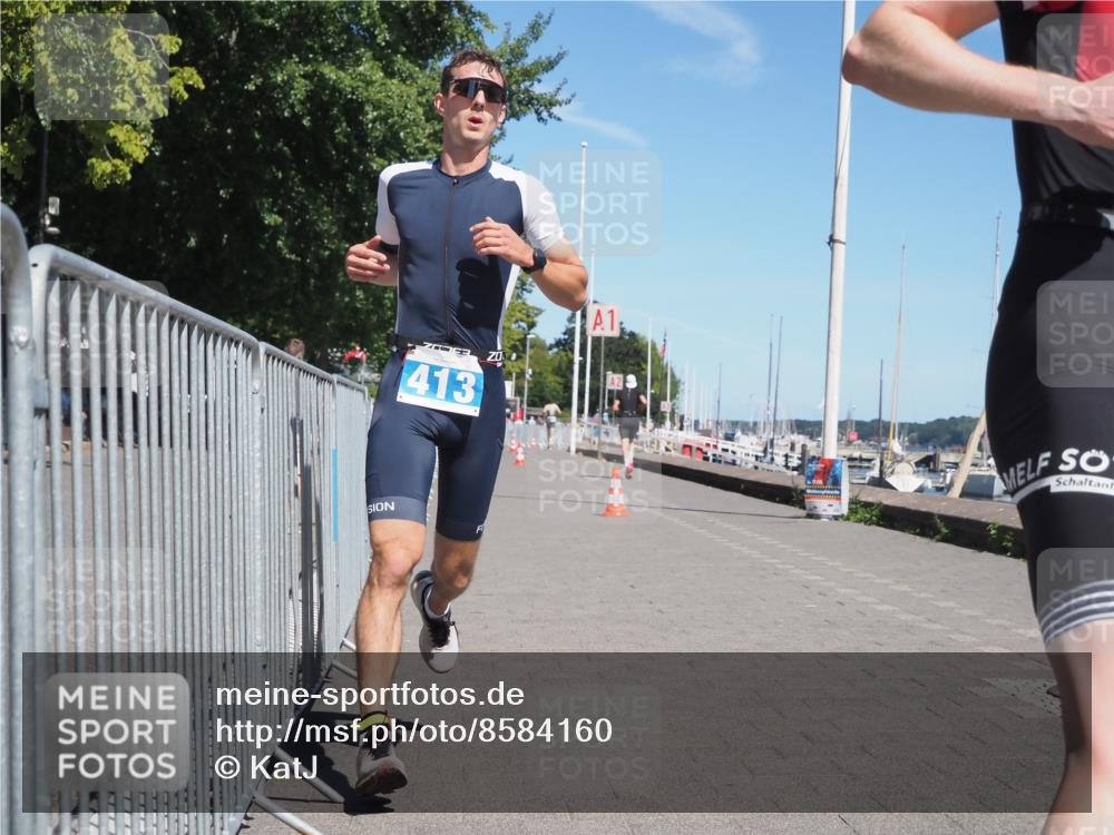 17.08.2025 - KN Förde Triathlon 2025 KatJ http://msf.ph/oto/8584160 17.08.2025 13:25:41 Laufen 413, 466 meine-sportfotos.de