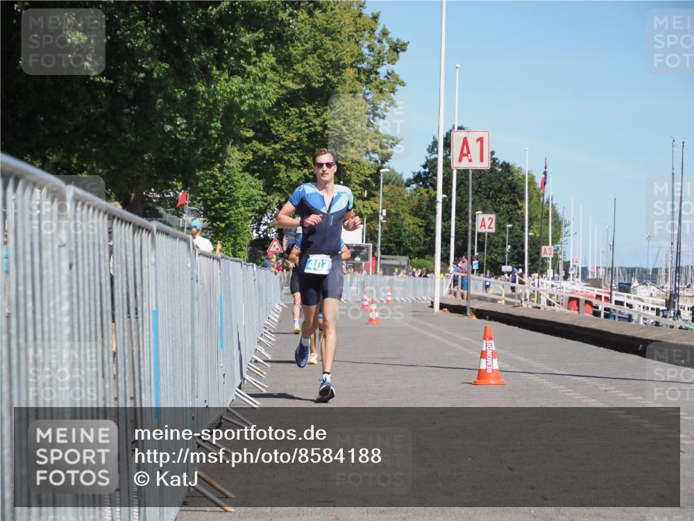 17.08.2025 - KN Förde Triathlon 2025 KatJ http://msf.ph/oto/8584188 17.08.2025 13:26:07 Laufen 407, 418, 445 meine-sportfotos.de