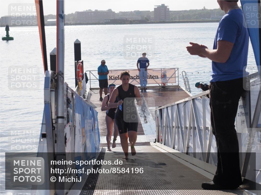 17.08.2025 - KN Förde Triathlon 2025 MichiJ http://msf.ph/oto/8584196 17.08.2025 09:22:24 Schwimmen 111, 208, 213, 224, 111, 208, 221, 235 meine-sportfotos.de