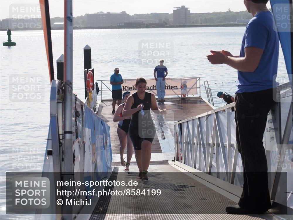 17.08.2025 - KN Förde Triathlon 2025 MichiJ http://msf.ph/oto/8584199 17.08.2025 09:22:24 Schwimmen 111, 208, 213, 224, 111, 208, 221, 235 meine-sportfotos.de