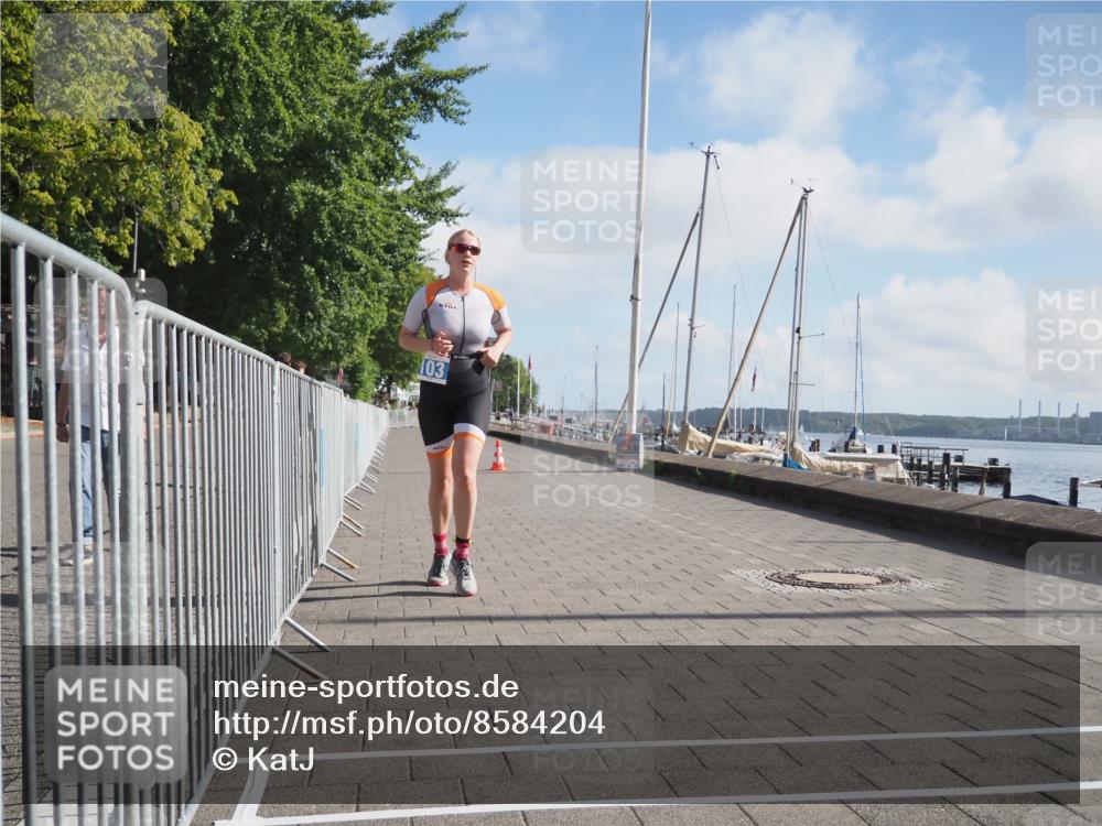 17.08.2025 - KN Förde Triathlon 2025 KatJ http://msf.ph/oto/8584204 17.08.2025 10:08:38 Laufen 103, 133 meine-sportfotos.de