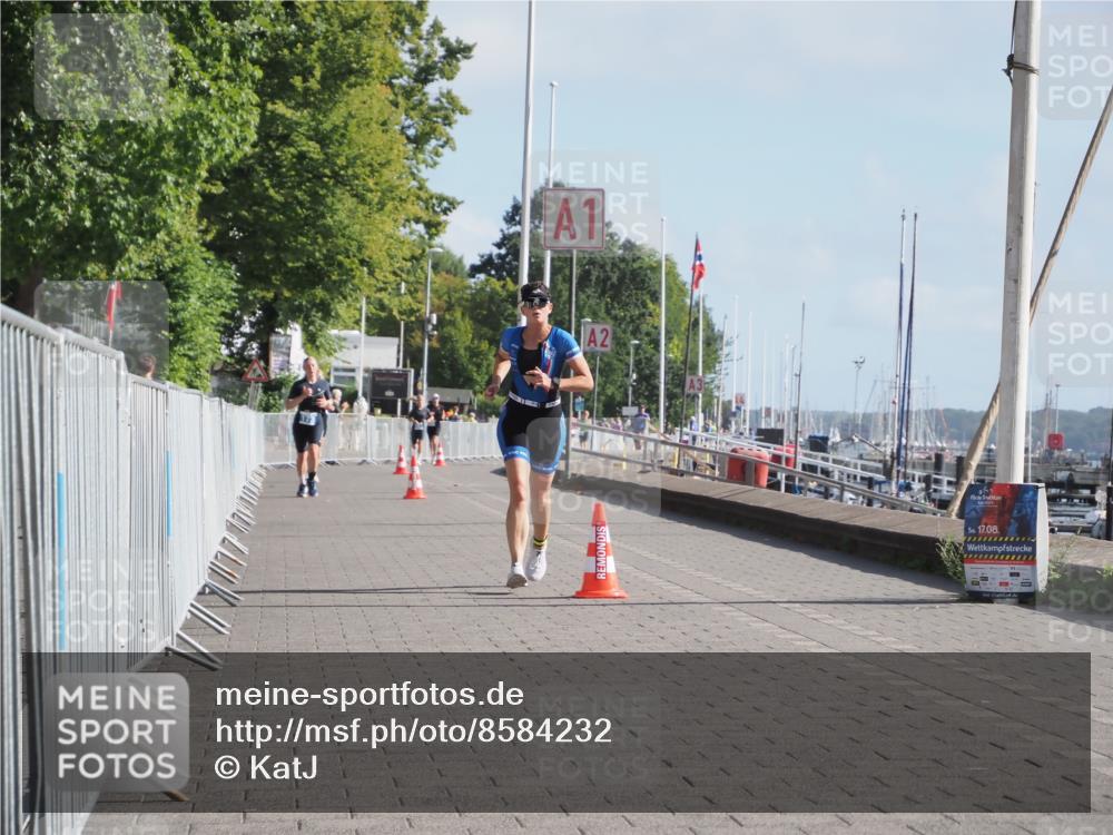17.08.2025 - KN Förde Triathlon 2025 KatJ http://msf.ph/oto/8584232 17.08.2025 10:09:07 Laufen 109 meine-sportfotos.de