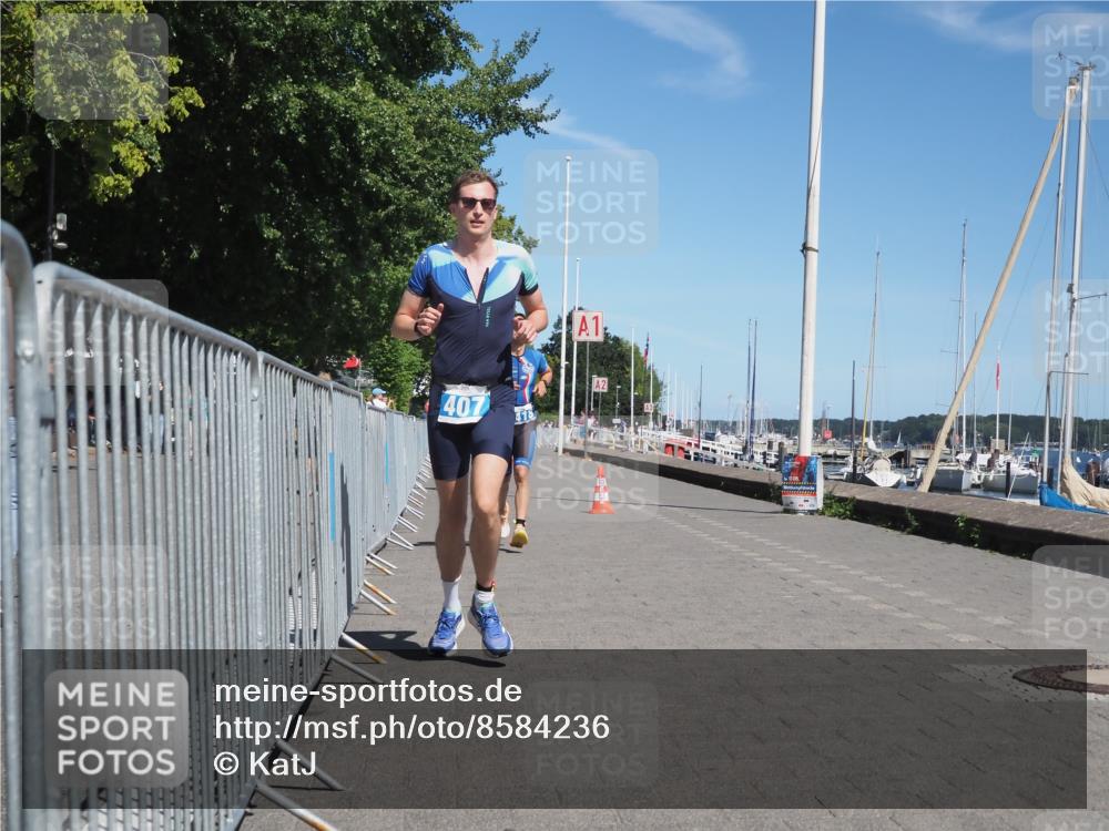 17.08.2025 - KN Förde Triathlon 2025 KatJ http://msf.ph/oto/8584236 17.08.2025 13:26:10 Laufen 407, 418, 445 meine-sportfotos.de