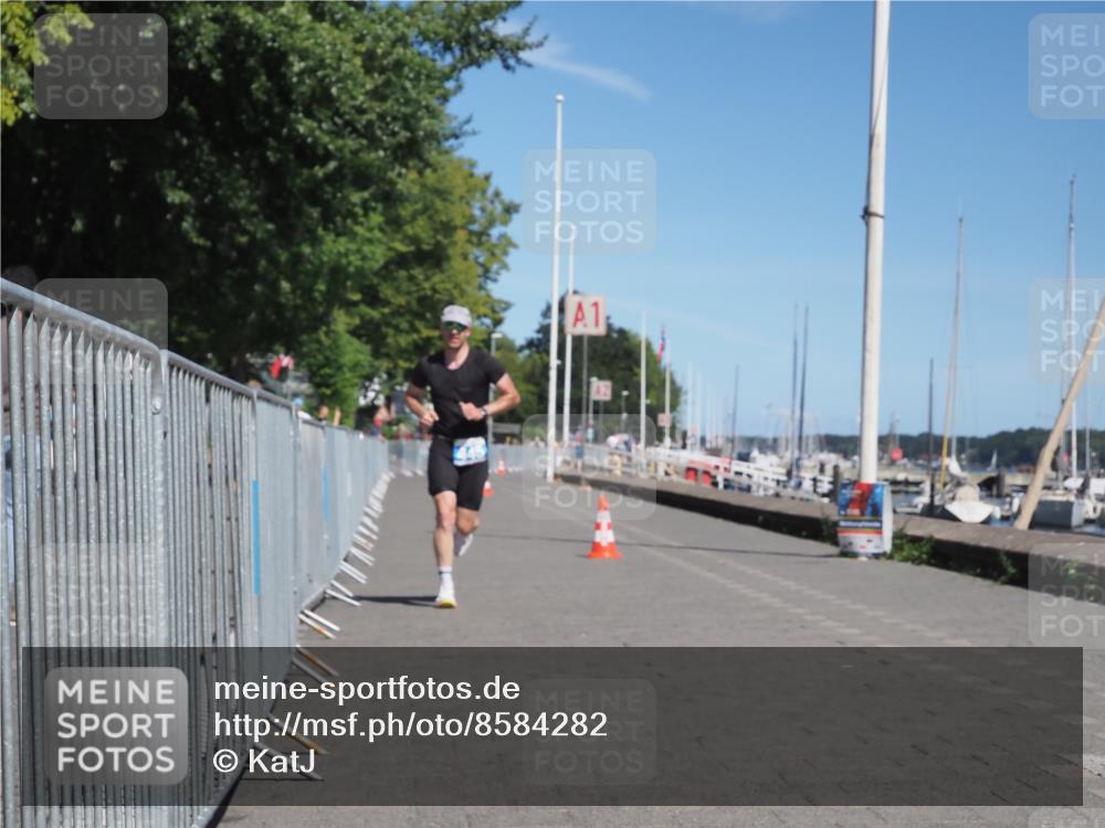 17.08.2025 - KN Förde Triathlon 2025 KatJ http://msf.ph/oto/8584282 17.08.2025 13:26:14 Laufen 407, 418, 445 meine-sportfotos.de