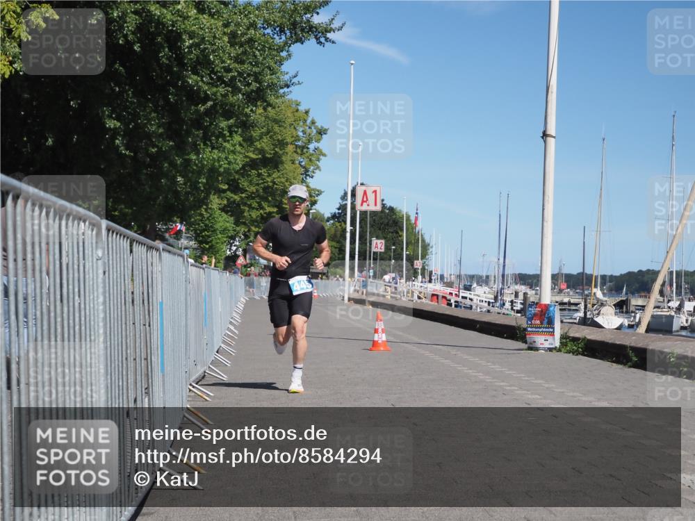 17.08.2025 - KN Förde Triathlon 2025 KatJ http://msf.ph/oto/8584294 17.08.2025 13:26:14 Laufen 407, 418, 445 meine-sportfotos.de