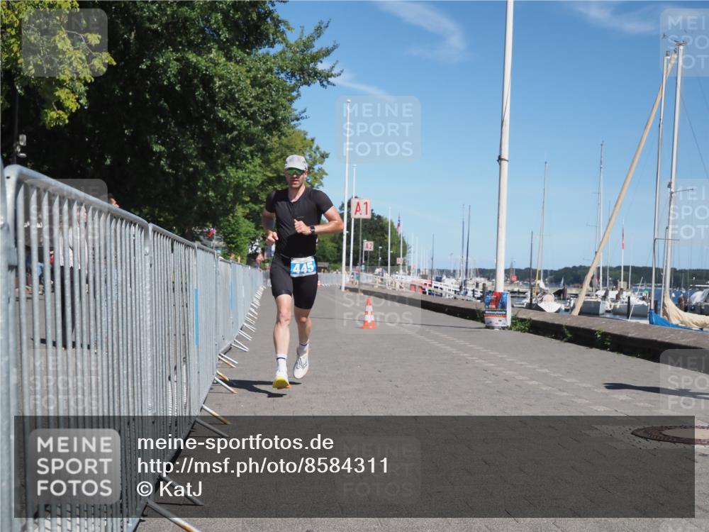 17.08.2025 - KN Förde Triathlon 2025 KatJ http://msf.ph/oto/8584311 17.08.2025 13:26:15 Laufen 418, 445 meine-sportfotos.de