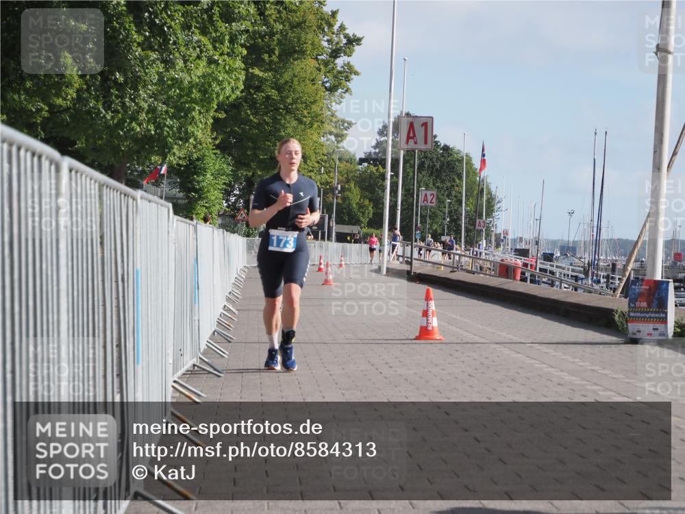 17.08.2025 - KN Förde Triathlon 2025 KatJ http://msf.ph/oto/8584313 17.08.2025 10:09:17 Laufen 144, 173 meine-sportfotos.de