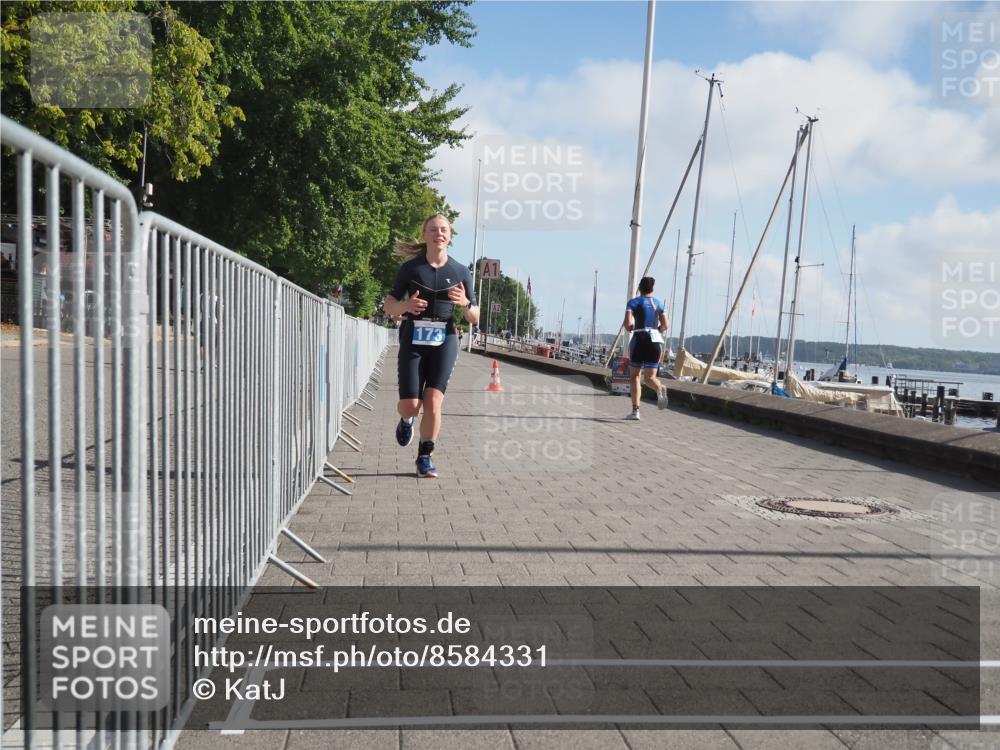 17.08.2025 - KN Förde Triathlon 2025 KatJ http://msf.ph/oto/8584331 17.08.2025 10:09:19 Laufen 144, 173 meine-sportfotos.de