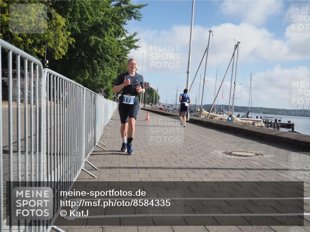 17.08.2025 - KN Förde Triathlon 2025 KatJ http://msf.ph/oto/8584335 17.08.2025 10:09:19 Laufen 144, 173 meine-sportfotos.de