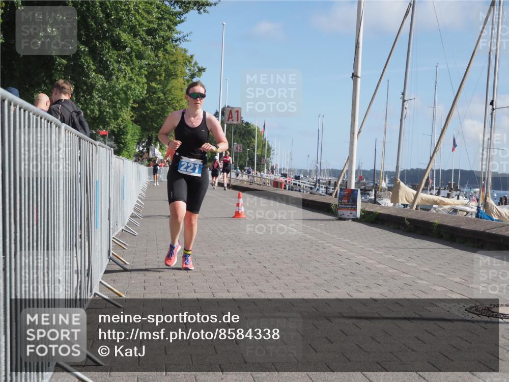 17.08.2025 - KN Förde Triathlon 2025 KatJ http://msf.ph/oto/8584338 17.08.2025 10:33:05 Laufen 215, 221, 225 meine-sportfotos.de