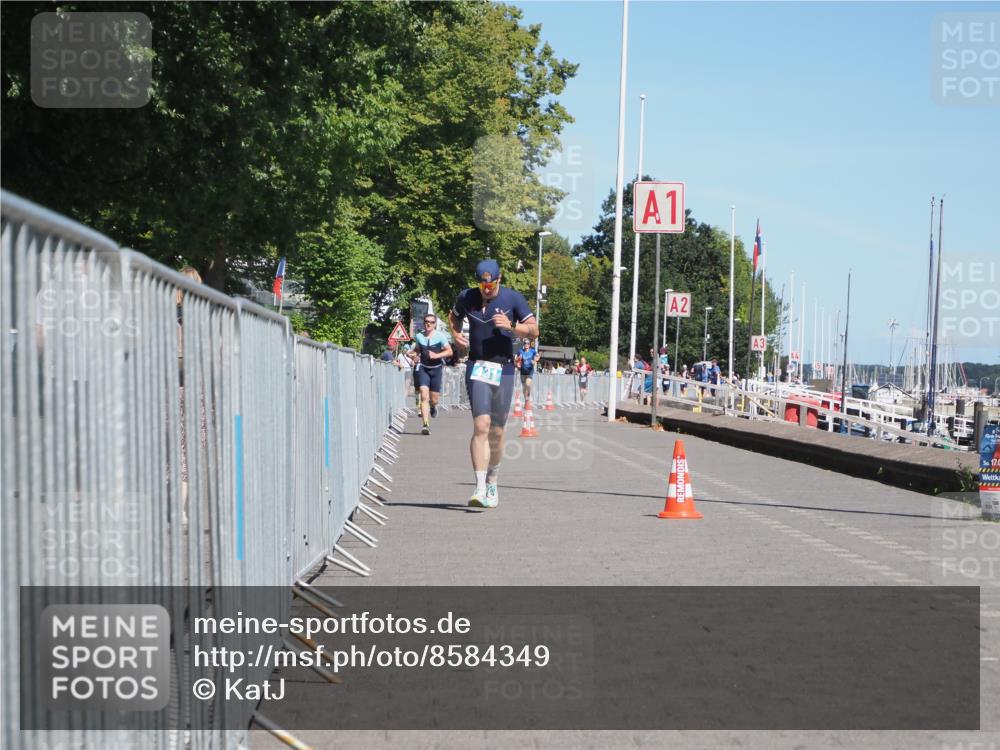 17.08.2025 - KN Förde Triathlon 2025 KatJ http://msf.ph/oto/8584349 17.08.2025 13:26:46 Laufen 431 meine-sportfotos.de