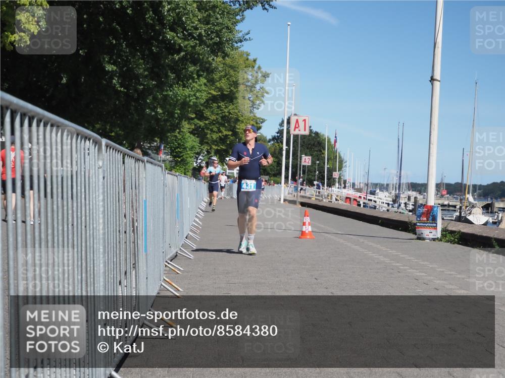 17.08.2025 - KN Förde Triathlon 2025 KatJ http://msf.ph/oto/8584380 17.08.2025 13:26:47 Laufen 431, 447 meine-sportfotos.de