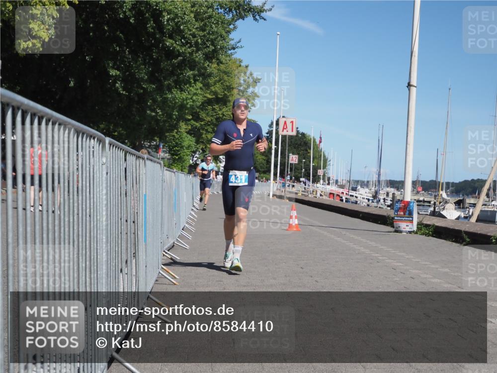 17.08.2025 - KN Förde Triathlon 2025 KatJ http://msf.ph/oto/8584410 17.08.2025 13:26:49 Laufen 431, 447 meine-sportfotos.de