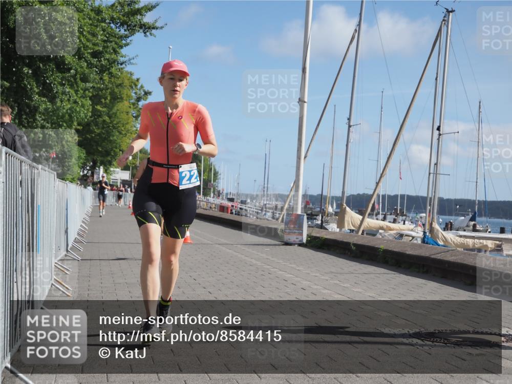 17.08.2025 - KN Förde Triathlon 2025 KatJ http://msf.ph/oto/8584415 17.08.2025 10:33:11 Laufen 215, 225 meine-sportfotos.de