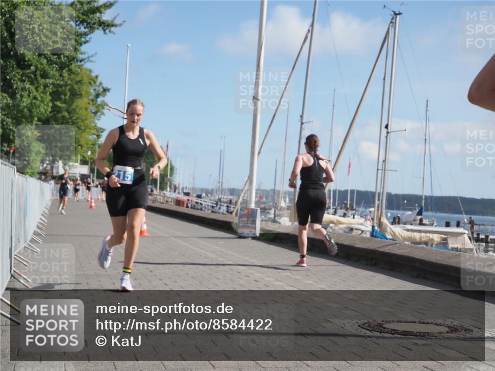 17.08.2025 - KN Förde Triathlon 2025 KatJ http://msf.ph/oto/8584422 17.08.2025 10:33:12 Laufen 215, 225 meine-sportfotos.de