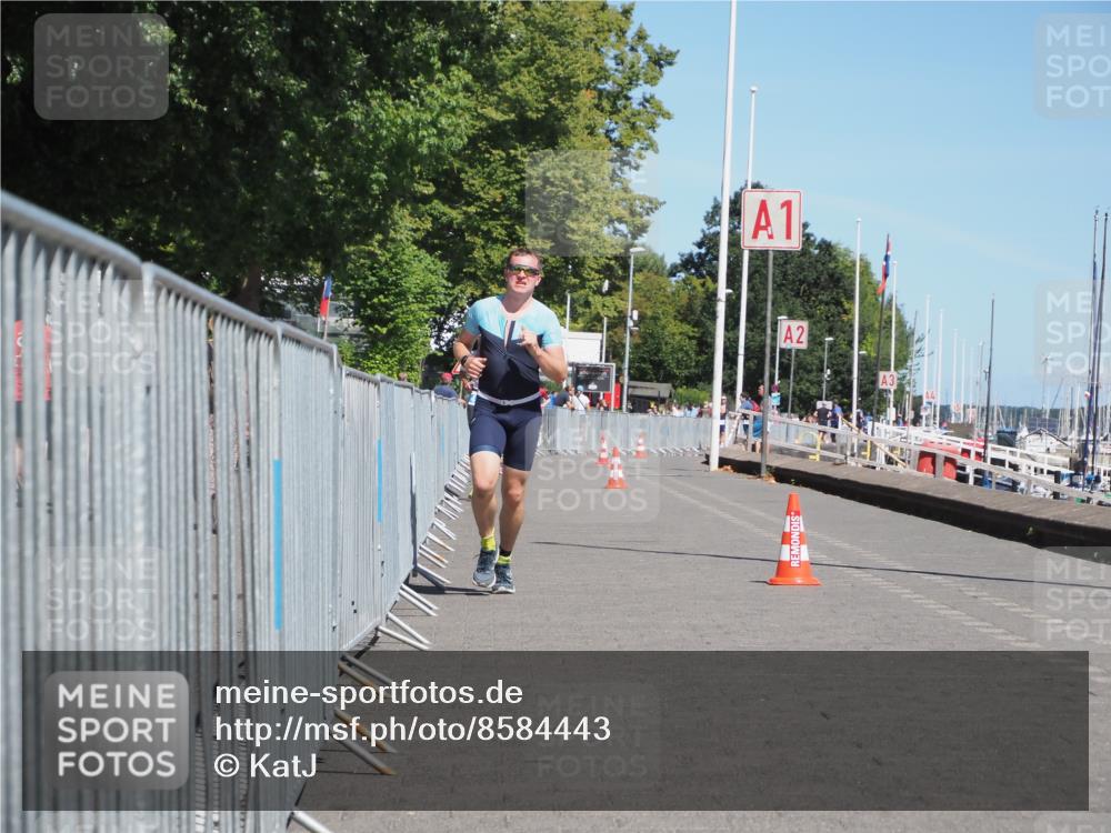 17.08.2025 - KN Förde Triathlon 2025 KatJ http://msf.ph/oto/8584443 17.08.2025 13:26:53 Laufen 431, 439, 447 meine-sportfotos.de