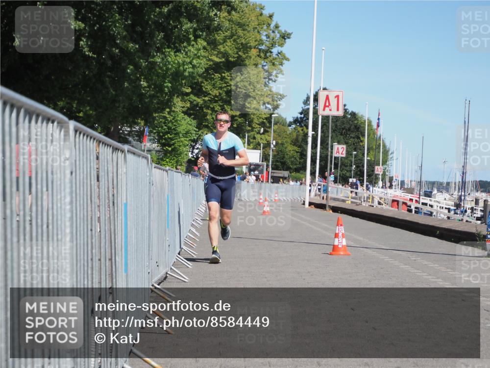 17.08.2025 - KN Förde Triathlon 2025 KatJ http://msf.ph/oto/8584449 17.08.2025 13:26:53 Laufen 431, 439, 447 meine-sportfotos.de