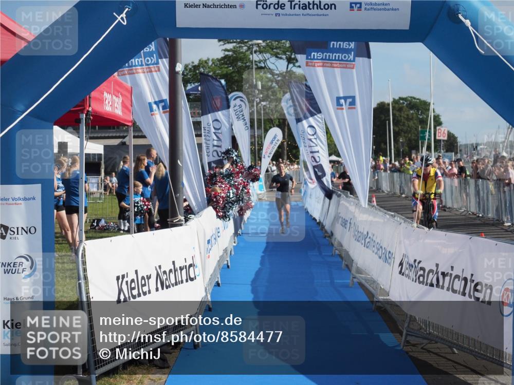 17.08.2025 - KN Förde Triathlon 2025 MichiJ http://msf.ph/oto/8584477 17.08.2025 10:09:00 Laufen 253 meine-sportfotos.de