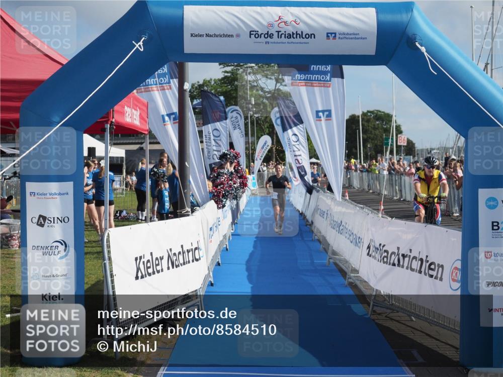 17.08.2025 - KN Förde Triathlon 2025 MichiJ http://msf.ph/oto/8584510 17.08.2025 10:09:01 Laufen 253 meine-sportfotos.de