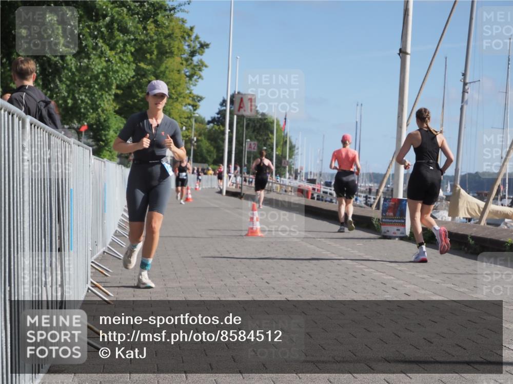 17.08.2025 - KN Förde Triathlon 2025 KatJ http://msf.ph/oto/8584512 17.08.2025 10:33:21 Laufen 254 meine-sportfotos.de