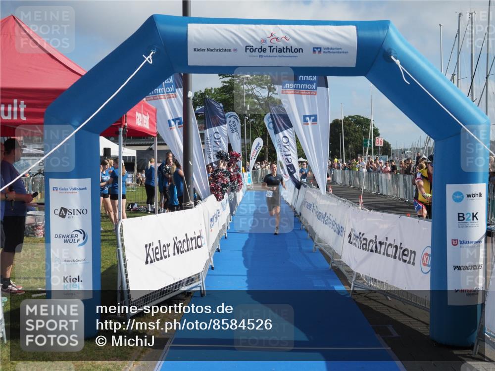 17.08.2025 - KN Förde Triathlon 2025 MichiJ http://msf.ph/oto/8584526 17.08.2025 10:09:01 Laufen 253 meine-sportfotos.de