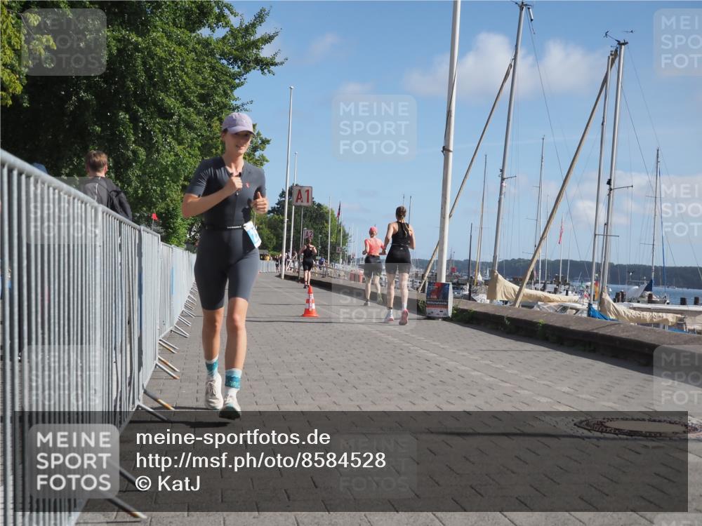 17.08.2025 - KN Förde Triathlon 2025 KatJ http://msf.ph/oto/8584528 17.08.2025 10:33:22 Laufen 254 meine-sportfotos.de