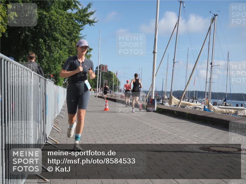 17.08.2025 - KN Förde Triathlon 2025 KatJ http://msf.ph/oto/8584533 17.08.2025 10:33:22 Laufen 254 meine-sportfotos.de