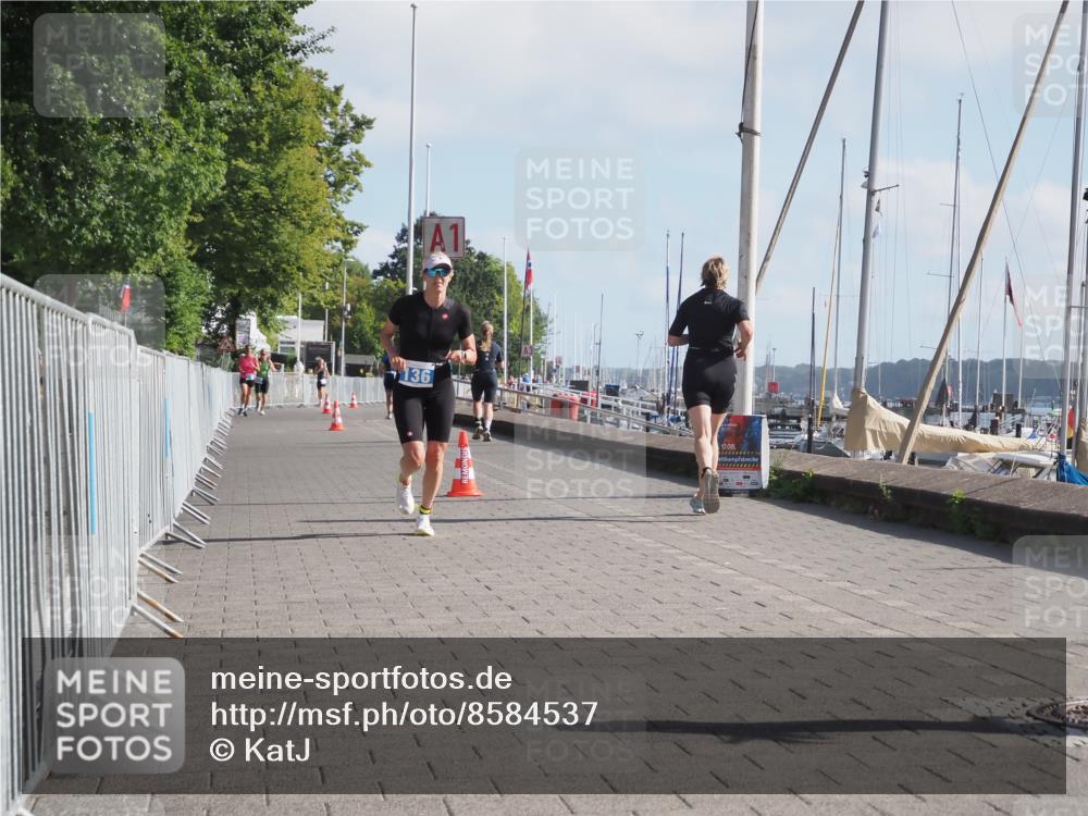 17.08.2025 - KN Förde Triathlon 2025 KatJ http://msf.ph/oto/8584537 17.08.2025 10:09:33 Laufen 136, 162 meine-sportfotos.de