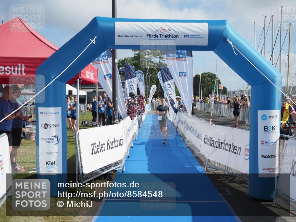 17.08.2025 - KN Förde Triathlon 2025 MichiJ http://msf.ph/oto/8584548 17.08.2025 10:09:02 Laufen 253 meine-sportfotos.de