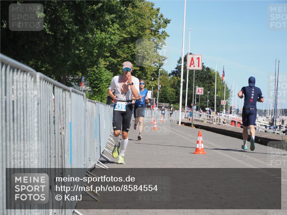 17.08.2025 - KN Förde Triathlon 2025 KatJ http://msf.ph/oto/8584554 17.08.2025 13:26:59 Laufen 428, 433, 439, 447 meine-sportfotos.de