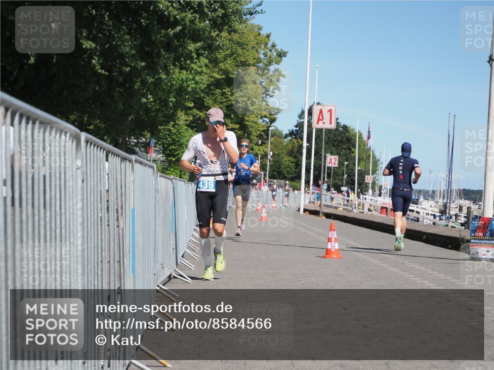 17.08.2025 - KN Förde Triathlon 2025 KatJ http://msf.ph/oto/8584566 17.08.2025 13:26:59 Laufen 428, 433, 439, 447 meine-sportfotos.de