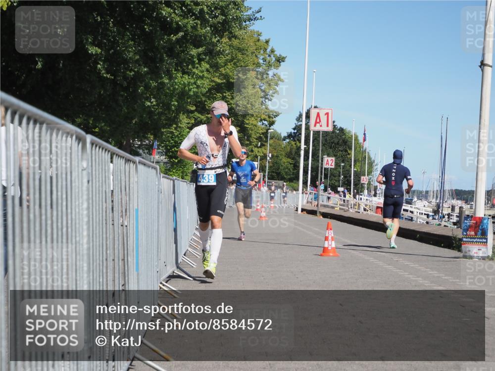 17.08.2025 - KN Förde Triathlon 2025 KatJ http://msf.ph/oto/8584572 17.08.2025 13:26:59 Laufen 428, 433, 439, 447 meine-sportfotos.de