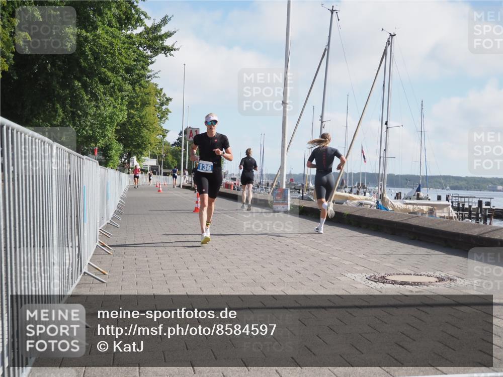 17.08.2025 - KN Förde Triathlon 2025 KatJ http://msf.ph/oto/8584597 17.08.2025 10:09:35 Laufen 136 meine-sportfotos.de