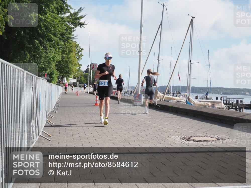 17.08.2025 - KN Förde Triathlon 2025 KatJ http://msf.ph/oto/8584612 17.08.2025 10:09:35 Laufen 136 meine-sportfotos.de