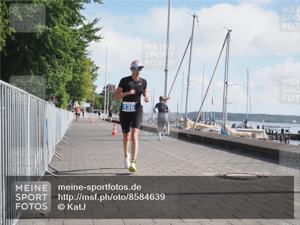 17.08.2025 - KN Förde Triathlon 2025 KatJ http://msf.ph/oto/8584639 17.08.2025 10:09:36 Laufen 136 meine-sportfotos.de