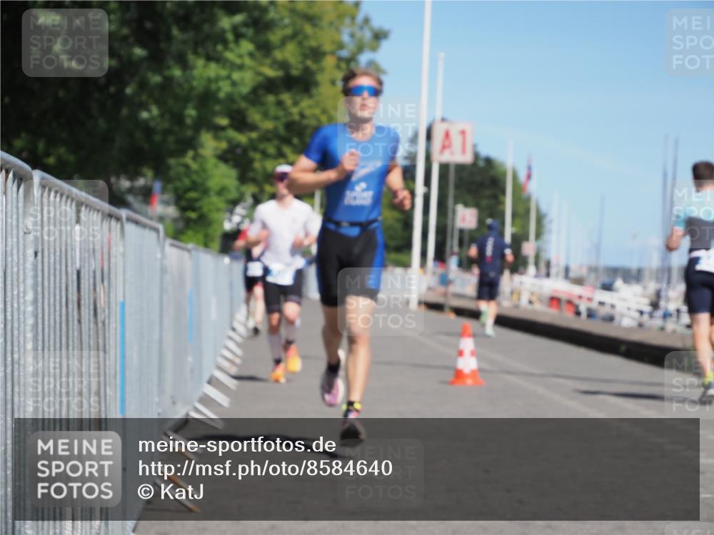 17.08.2025 - KN Förde Triathlon 2025 KatJ http://msf.ph/oto/8584640 17.08.2025 13:27:03 Laufen 403, 428, 433, 439 meine-sportfotos.de