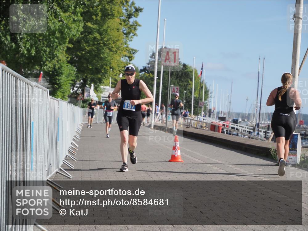 17.08.2025 - KN Förde Triathlon 2025 KatJ http://msf.ph/oto/8584681 17.08.2025 10:33:39 Laufen 197 meine-sportfotos.de
