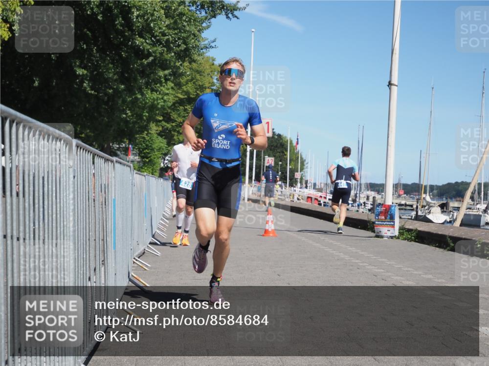 17.08.2025 - KN Förde Triathlon 2025 KatJ http://msf.ph/oto/8584684 17.08.2025 13:27:04 Laufen 403, 428, 433, 439 meine-sportfotos.de