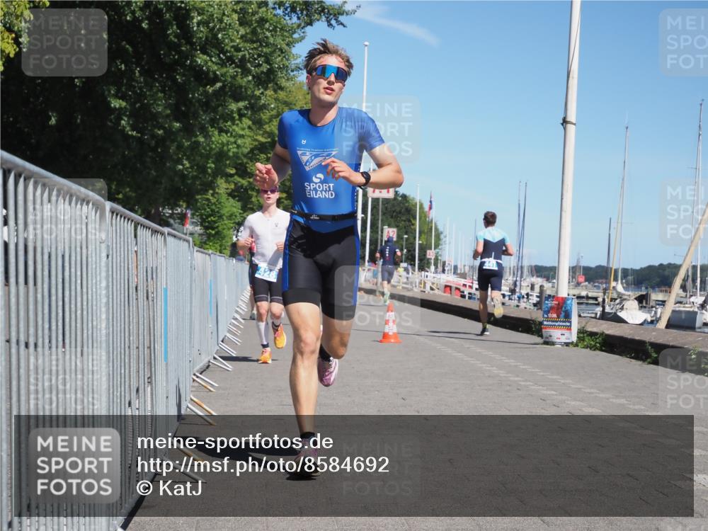 17.08.2025 - KN Förde Triathlon 2025 KatJ http://msf.ph/oto/8584692 17.08.2025 13:27:04 Laufen 403, 428, 433, 439 meine-sportfotos.de
