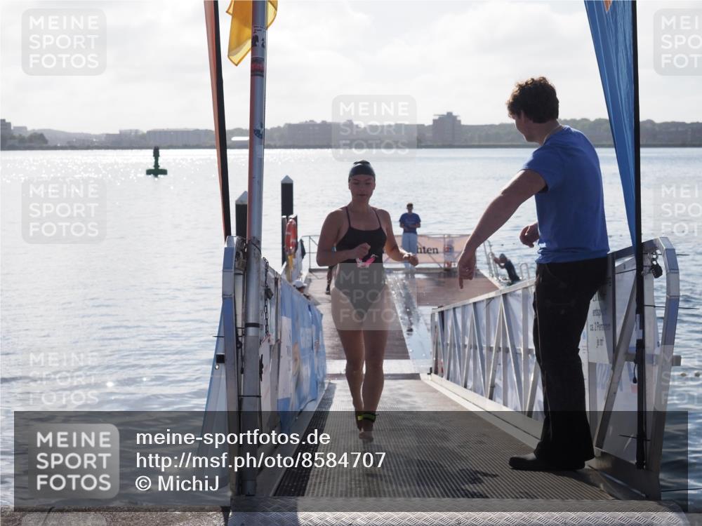 17.08.2025 - KN Förde Triathlon 2025 MichiJ http://msf.ph/oto/8584707 17.08.2025 09:22:52 Schwimmen 246, 249, 234, 249 meine-sportfotos.de