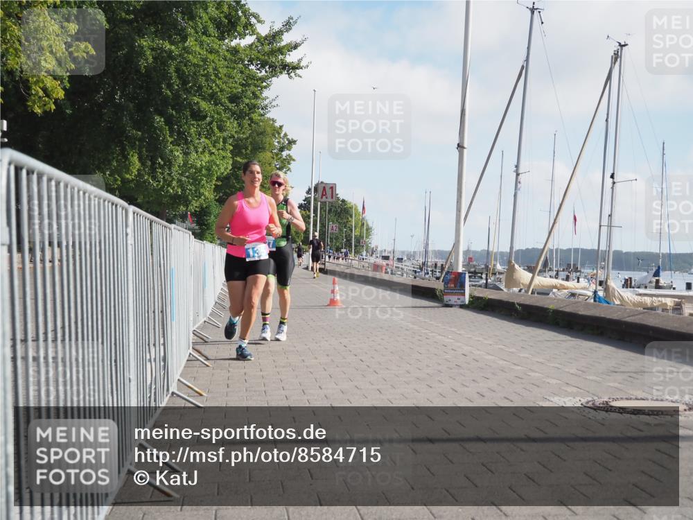 17.08.2025 - KN Förde Triathlon 2025 KatJ http://msf.ph/oto/8584715 17.08.2025 10:09:52 Laufen 135, 177, 204 meine-sportfotos.de