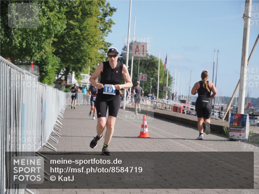 17.08.2025 - KN Förde Triathlon 2025 KatJ http://msf.ph/oto/8584719 17.08.2025 10:33:40 Laufen 197 meine-sportfotos.de
