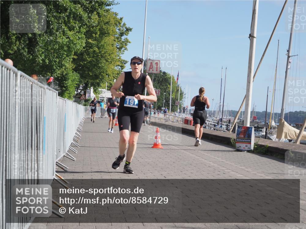 17.08.2025 - KN Förde Triathlon 2025 KatJ http://msf.ph/oto/8584729 17.08.2025 10:33:41 Laufen 197, 210 meine-sportfotos.de