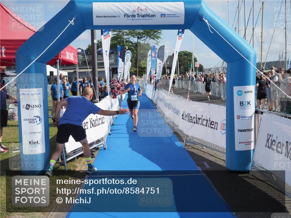 17.08.2025 - KN Förde Triathlon 2025 MichiJ http://msf.ph/oto/8584751 17.08.2025 10:10:31 Laufen 104 meine-sportfotos.de