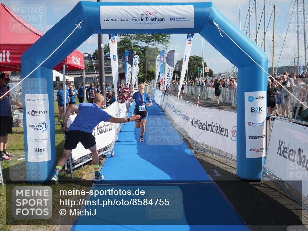 17.08.2025 - KN Förde Triathlon 2025 MichiJ http://msf.ph/oto/8584755 17.08.2025 10:10:31 Laufen 104 meine-sportfotos.de